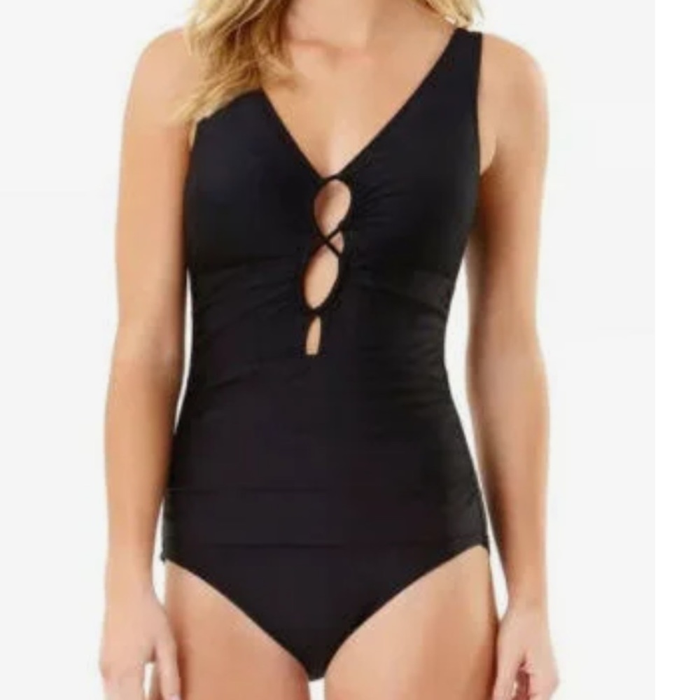 One piece swimsuit